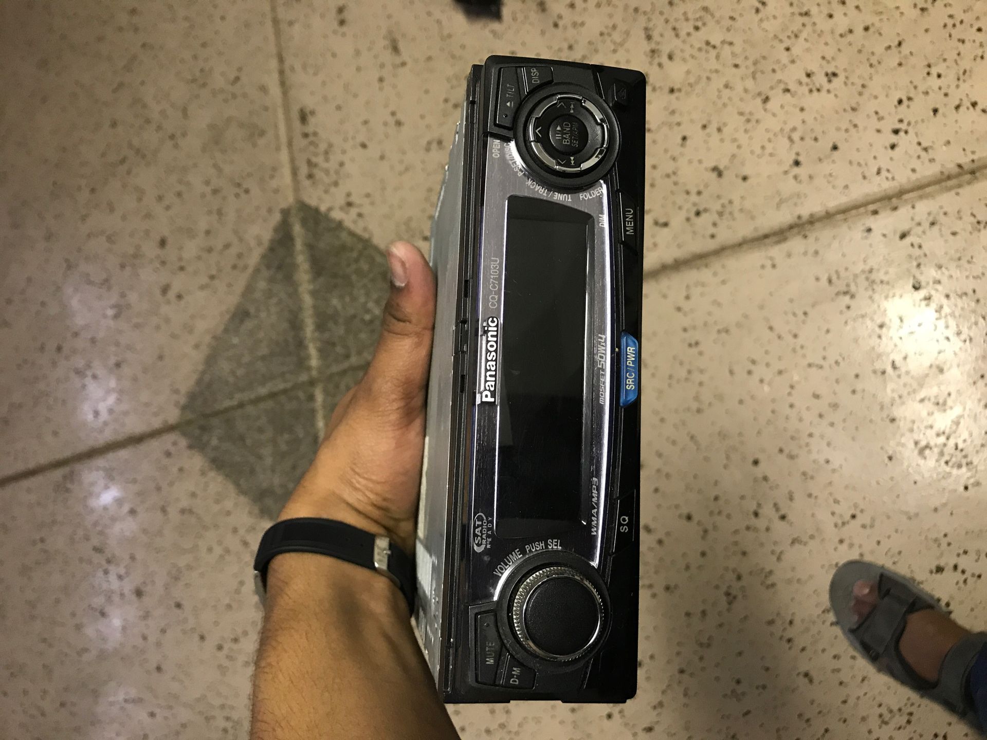 Panasonic CQ-C7103U. SAT ready radio. MP3 /WMA