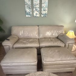 Couch set