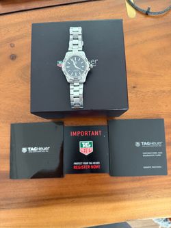TAG Heuer Aquaracer 300M WAP1110 – Men’s Swiss Quartz Watch