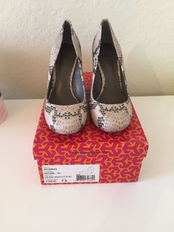 Tory Burch python Anneliese wedge size 7.5