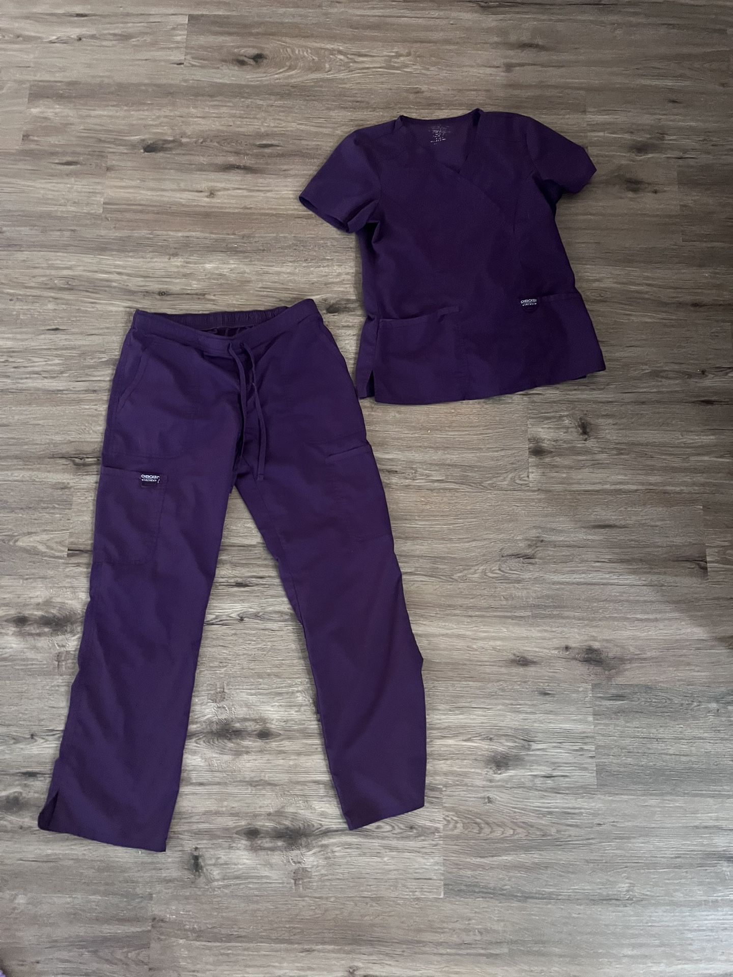 3 Sets Of Scrubs Cherokee Small