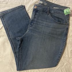 Women’s jeans size 20 petite