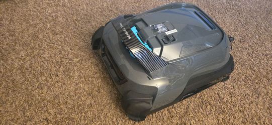 Pool cleaning robot Aiper Seagul Plus