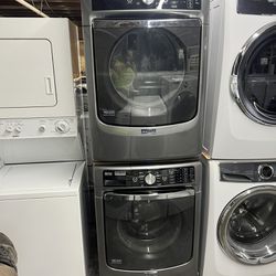 Maytag XXL Washer w/ Detergent Dosing & Dryer w/ Steam 