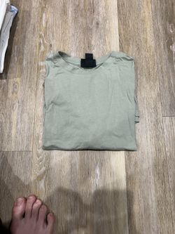 H&M shirt size men’s large
