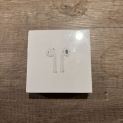 BRAND NEW AIRPODS 1st GEN CHARGING CASE