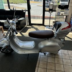 Aventura x Electric Scooter