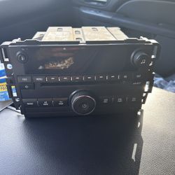 09 Chevy Suburban Radio 
