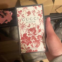 Gucci Perfume 