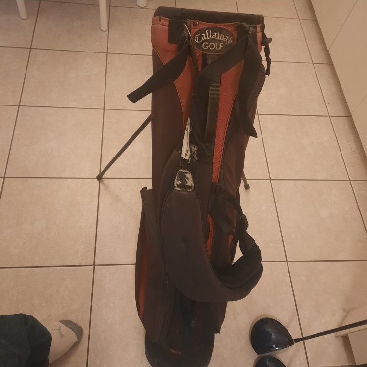Wilson Prostaff Golf Club Set RH With Callaway Carry/Stand Bag.