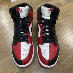 Nike Air Jordan Retro 1 Homage To Home Chicago 