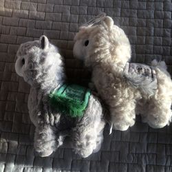 Xmas Llama Plushies 