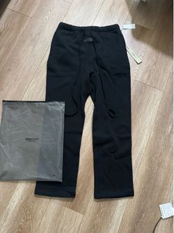Black Essentials Sweats