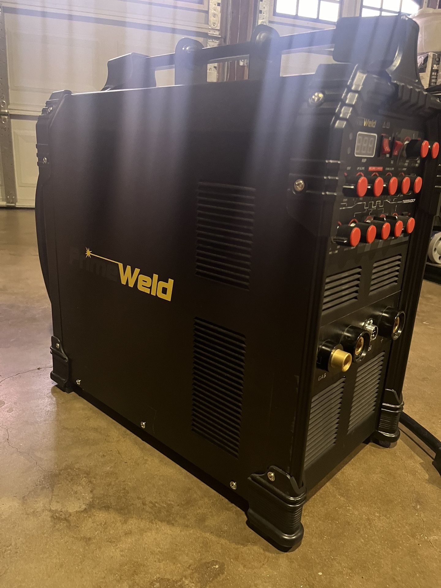 PrimeWeld TIG 225x