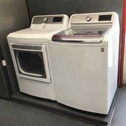New Scratch And Dent LG Washer And Dryer Set. 1 Year Warranty 