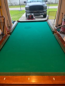 Pool table