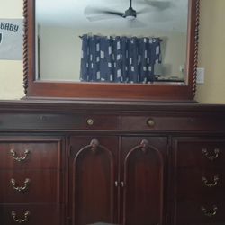 Dresser w/ Mirror