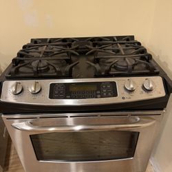 GE Stainless Steel 30 Inch Gas Stove 