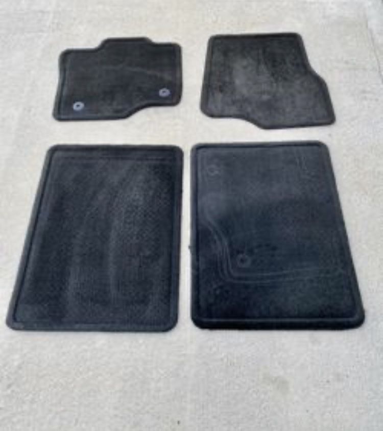 Car Mats For Small/ Midsize Car
