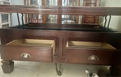 Coffee Table w drawers and storage and 2 matching end tables