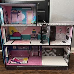 LOL Doll House