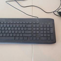 onn USB Computer Keyboard With Black HP Mouse