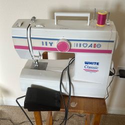 Sewing Machine  Classic White 