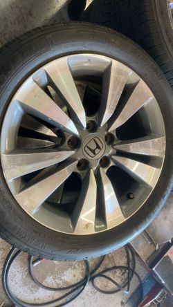 Honda Accord Rims And Tires Size 225/50/17 Michelin Tires 
