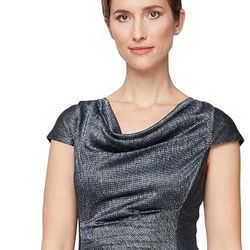  Vestido largo de cuello