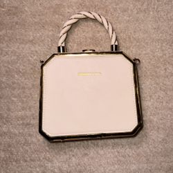 Like New  🤎 Classic Shoulder Bag – Must See