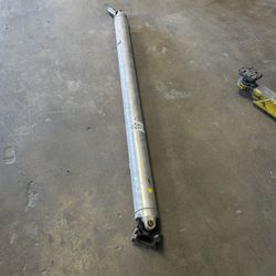 Drive Shaft 2019-2023 Chevy Silverado 