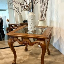 Vintage Side End Table, Wooden Glass Top— Great Condition 