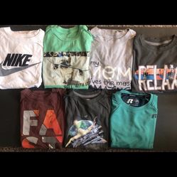 Kids T-Shirts Small size 6-7.  All Seven for $25.