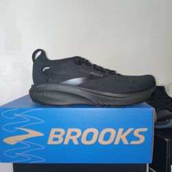 Brooks Adrenaline Men Size 12 New Price Firm