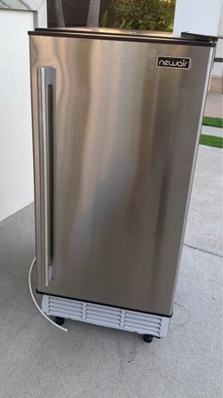 Newair 15” icemaker