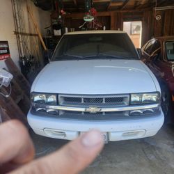 2000 Chevrolet S-10
