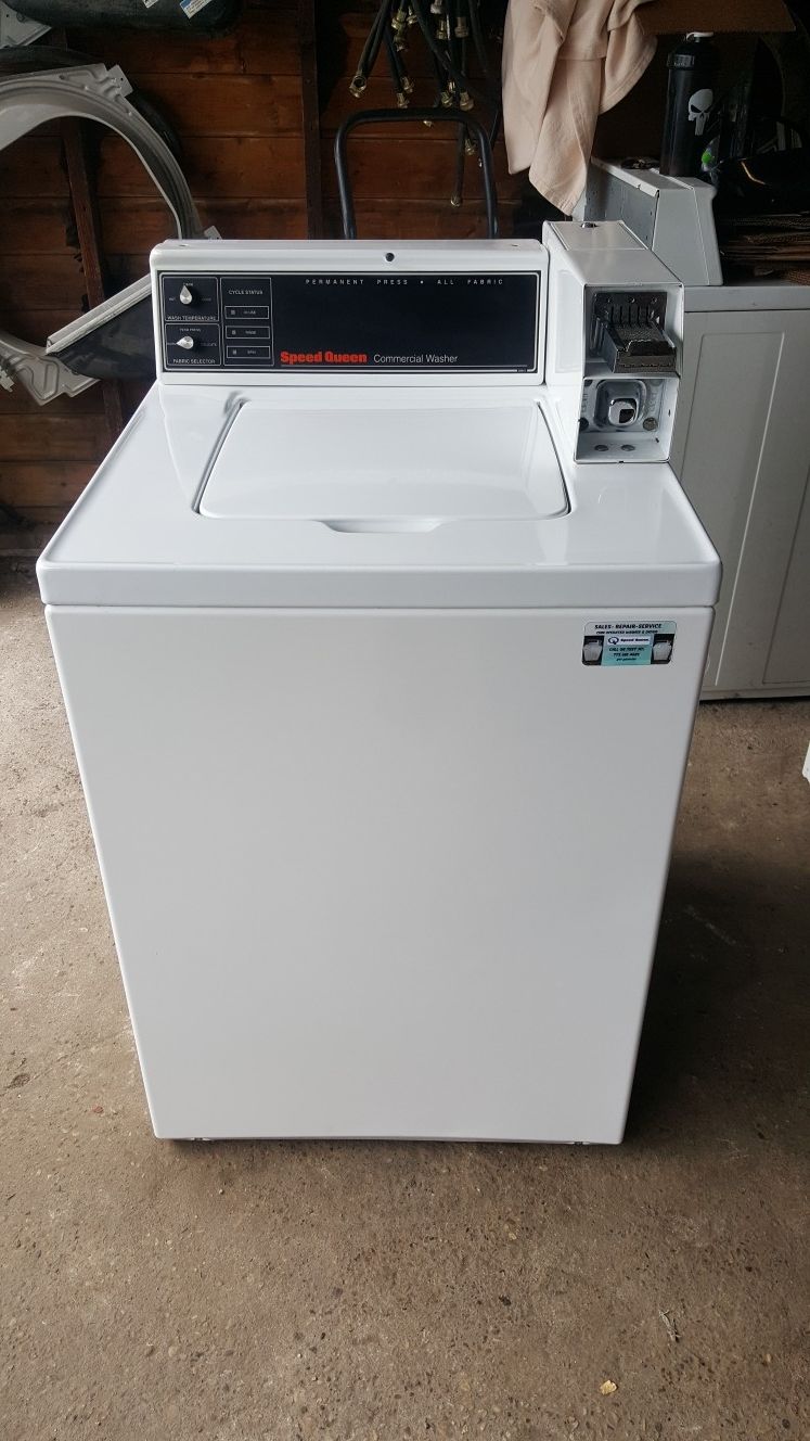 SPEED QUEEN COIN OPERATED WASHER AND DRYER for Sale in Chicago, IL