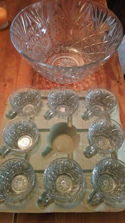 Glass Punch Bowl & 8 Cups