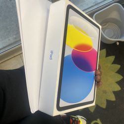 iPad 10th Gen 