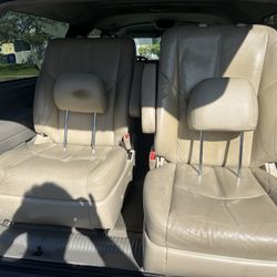 Front Seats For 2003 Lexus Rx