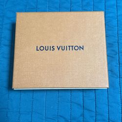 Louis Vuitton Men’s Wallet (Authentic)
