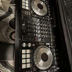 Mint Condition Pioneer DJ Ddj SZ2