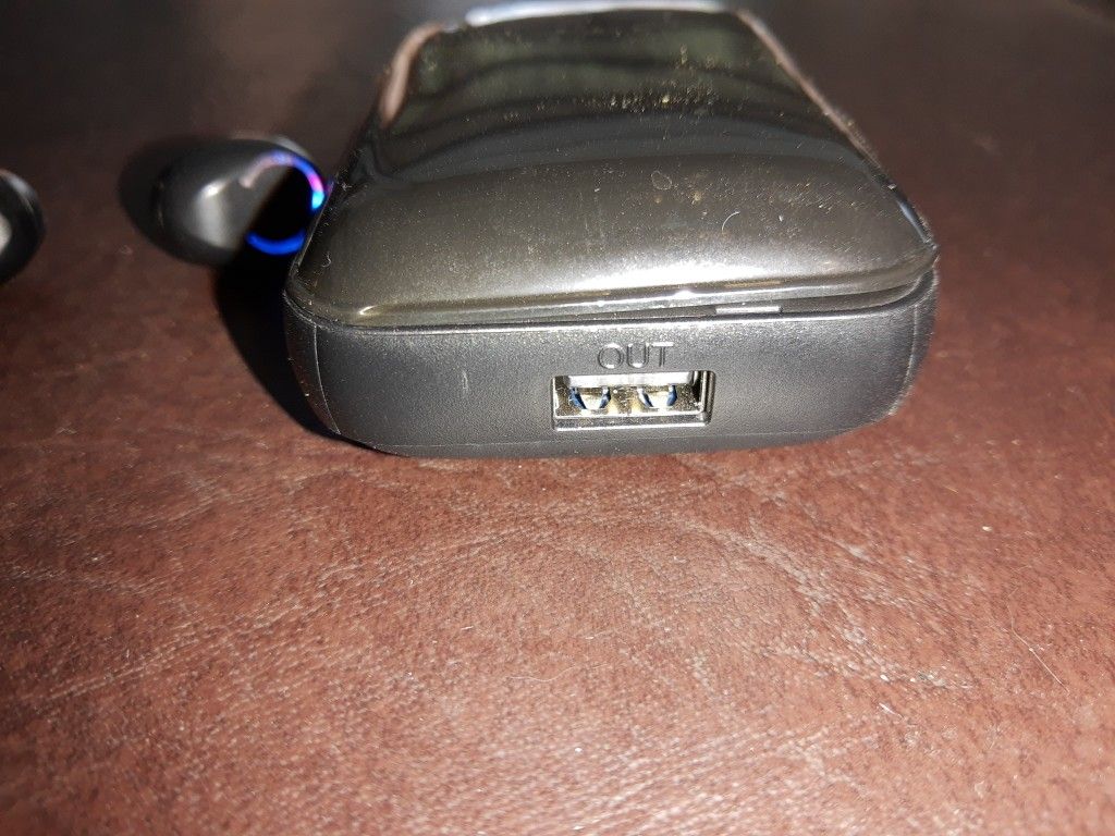 Bluetooth Earbuds