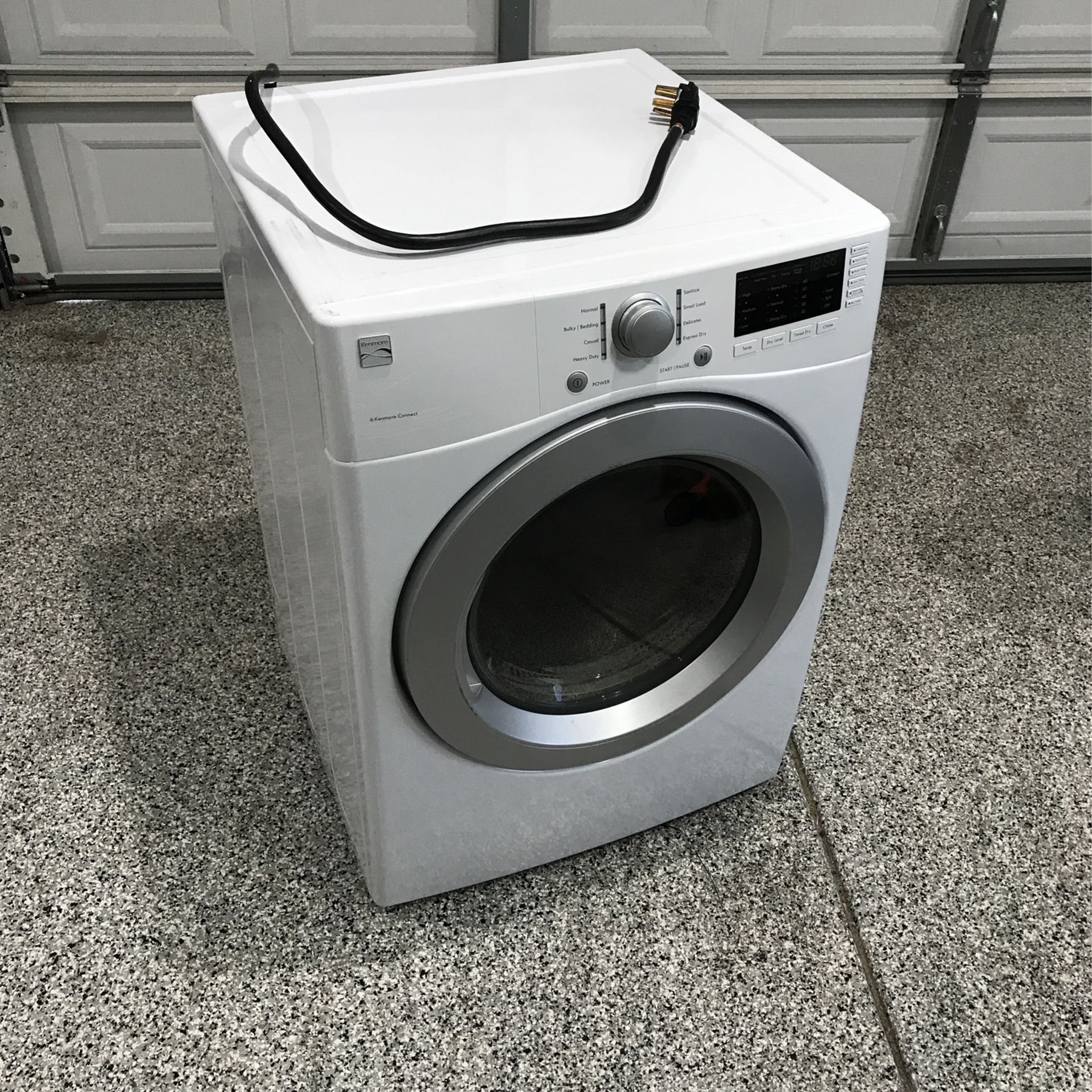 White Kenmore Connect Electric Dryer w/ Sensor Dry