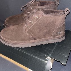Brown Uggs Size 12 (not Used )