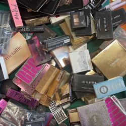 Tons Of Name Brand Makeup At A Discount