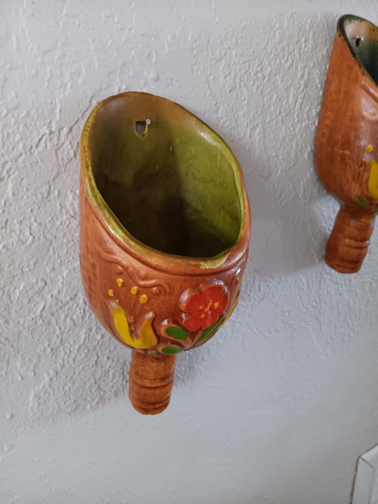 Vintage Maurice of California Pottery USA Wall Pocket Planter Floral Scoop