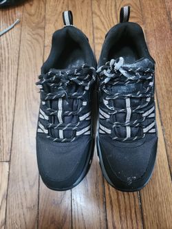 Sketchers women shoes