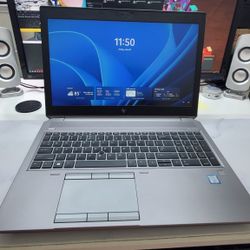 HP ZBook 15 G6 Mobile Workstation
 + Docking Station 