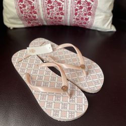 Tory burch 2024 blush flip flops